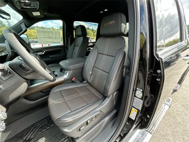 2025 Chevrolet Silverado 3500 HD High Country