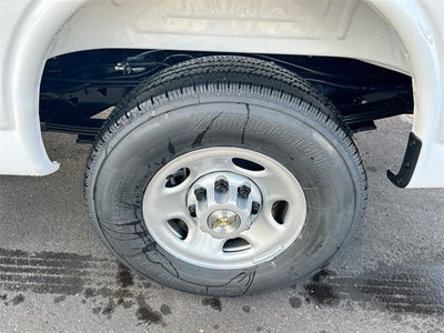 2025 Chevrolet Express Cargo 2500 WT