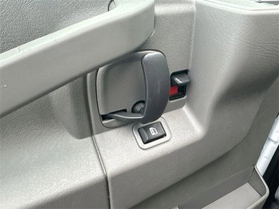 2025 Chevrolet Express Cargo 3500 WT