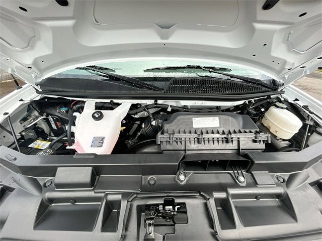 2025 Chevrolet Express Cargo 3500 WT
