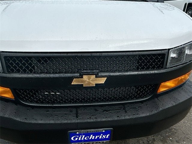 2025 Chevrolet Express Cargo 3500 WT