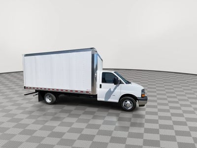2026 Chevrolet Express Cutaway 3500 1WT