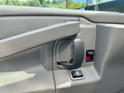 2026 Chevrolet Express Cutaway 3500 1WT