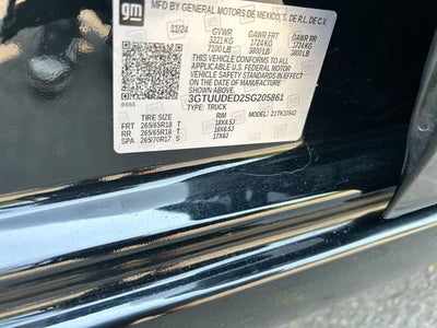 2025 GMC Sierra 1500 SLT