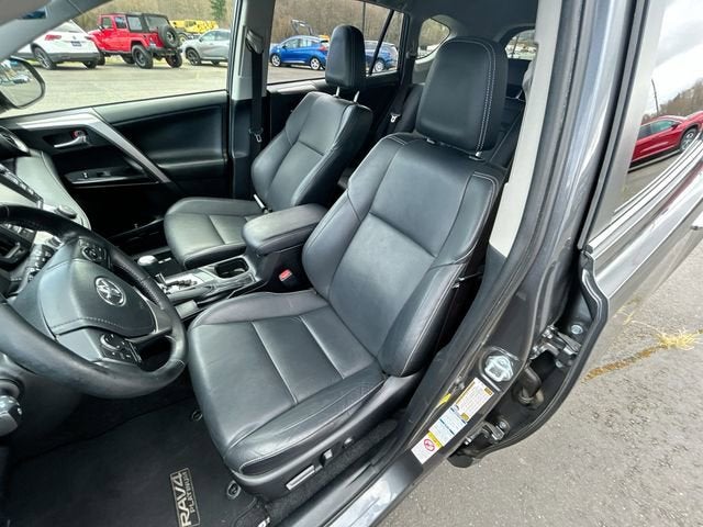 2017 Toyota RAV4 Hybrid Limited